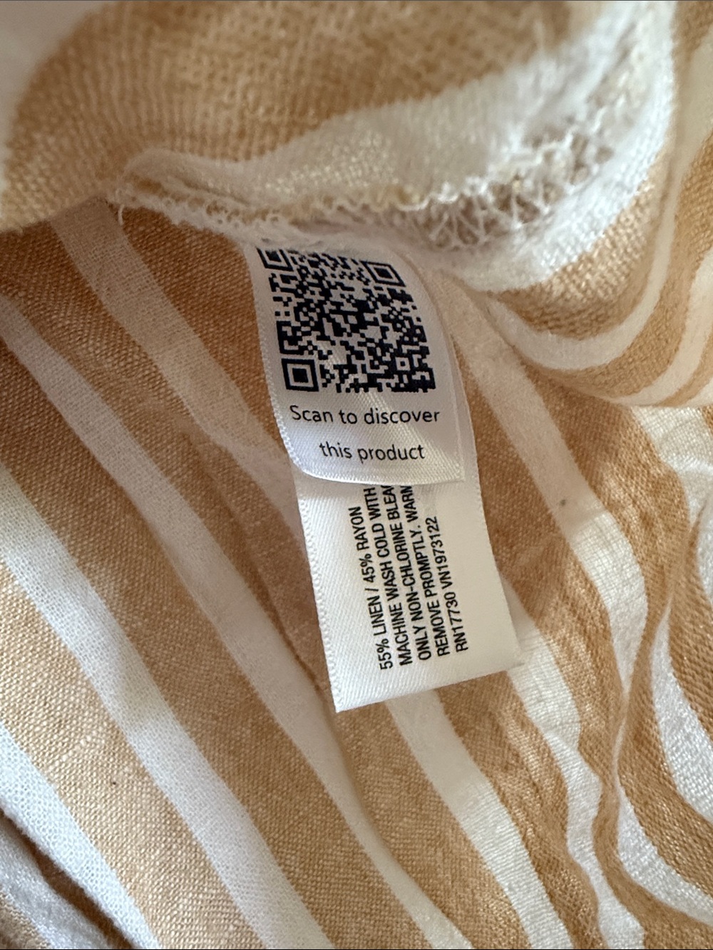 Universal Thread Linen Blend Button Down - Picture 3 of 4